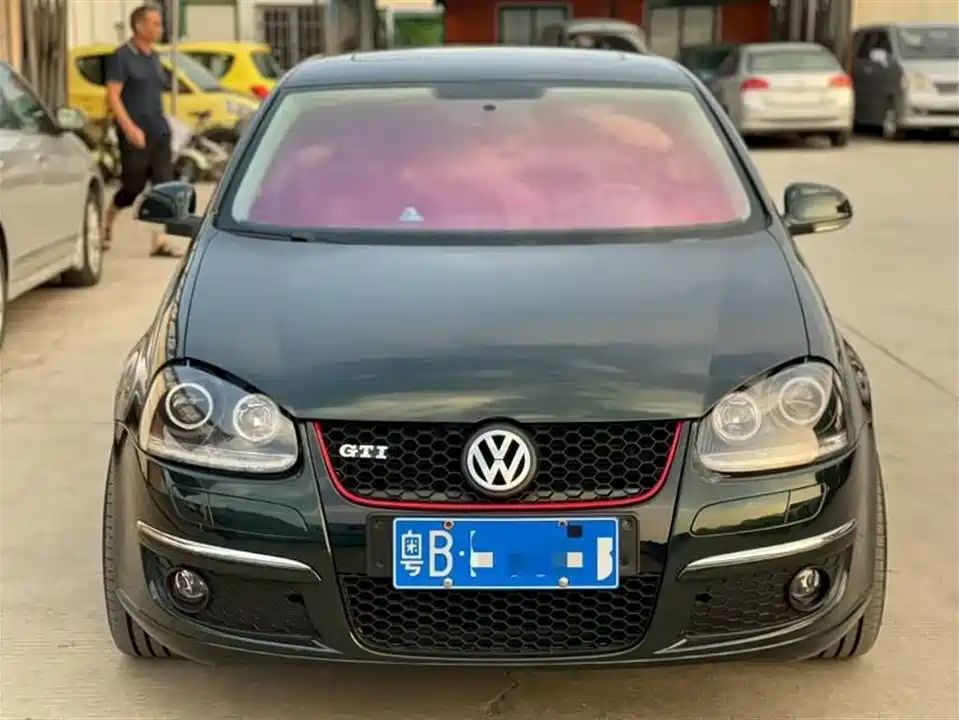 Volkswagen Sagitar