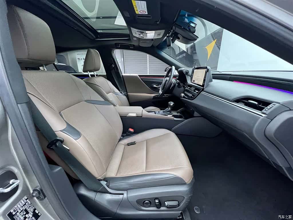 Lexus ES, 2023 19