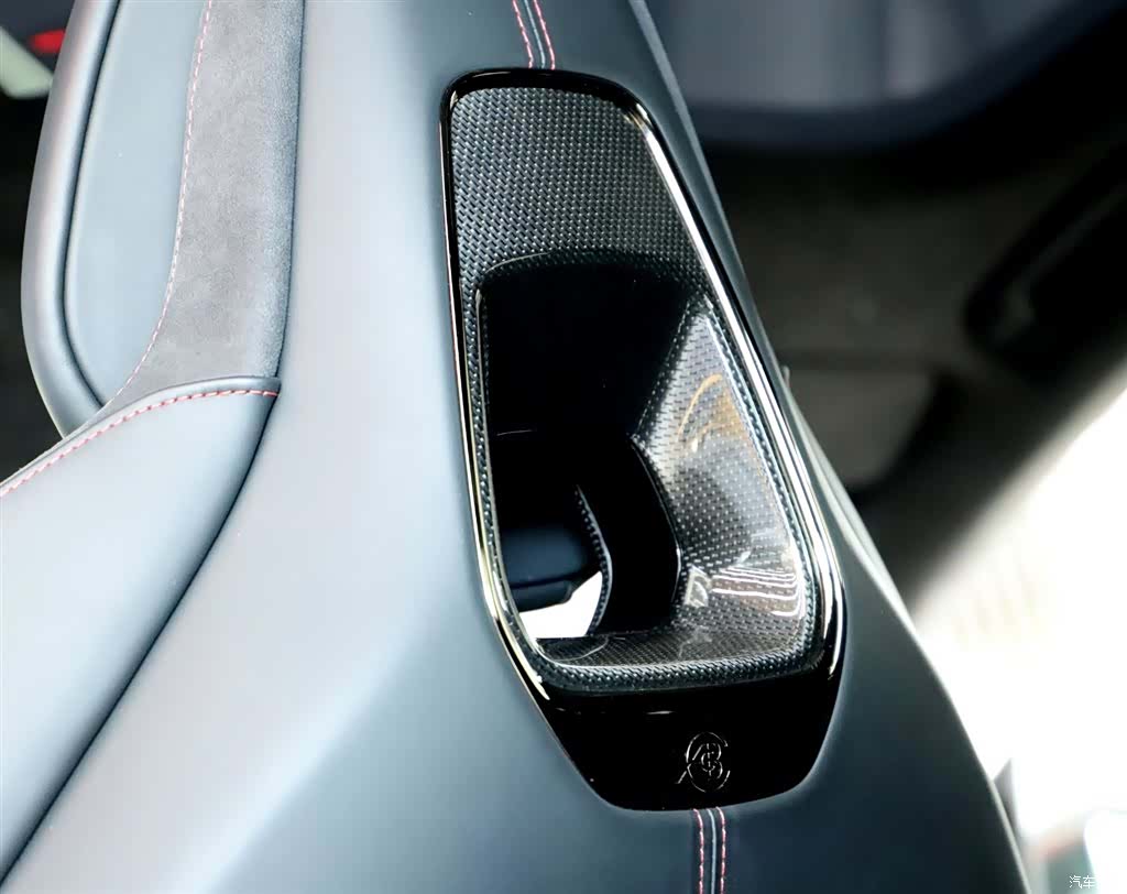 Lotus ELETRE, 2024 15