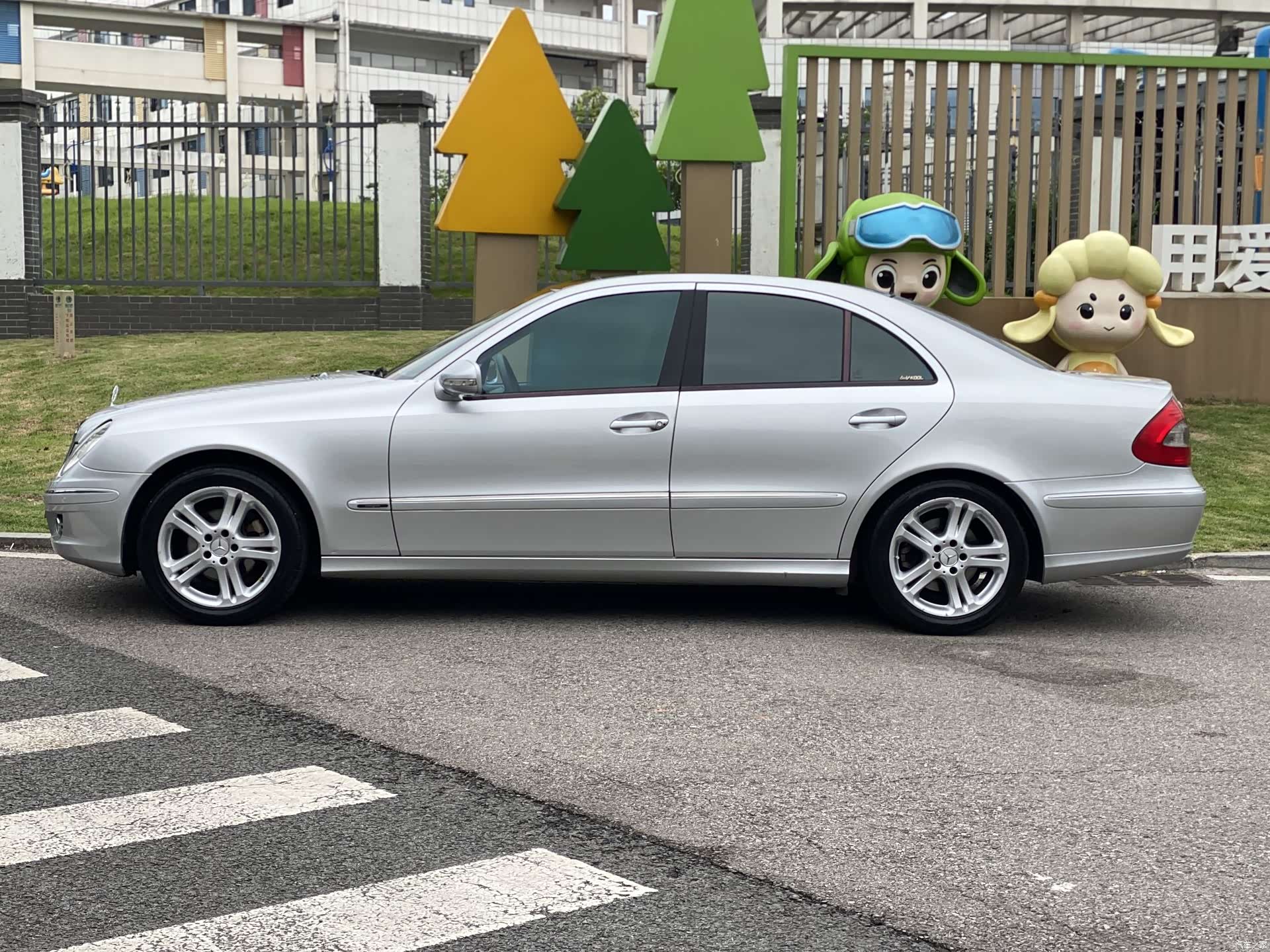 Mercedes-Benz E-Class, 2007 4