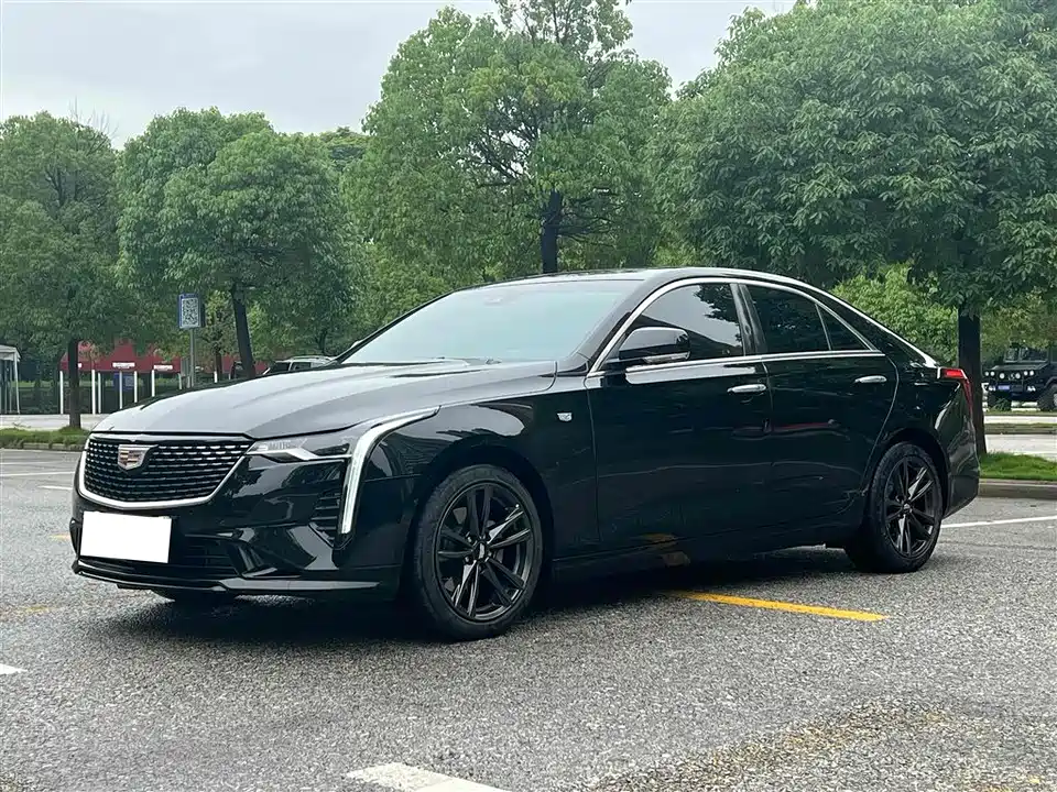 Cadillac CT4