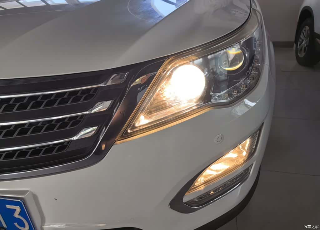 Wuling 560, 2016 24
