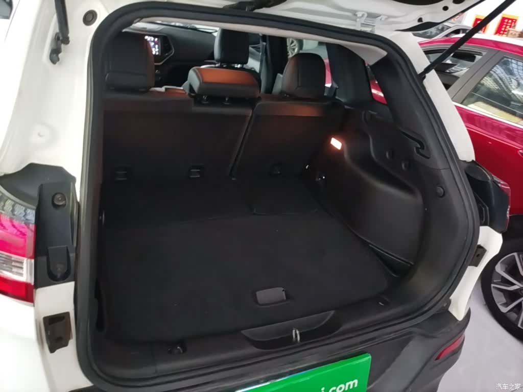 Jeep Cherokee, 2018 19