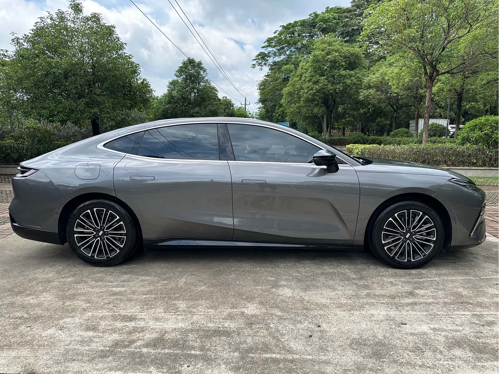 Geely 8, 2025 10