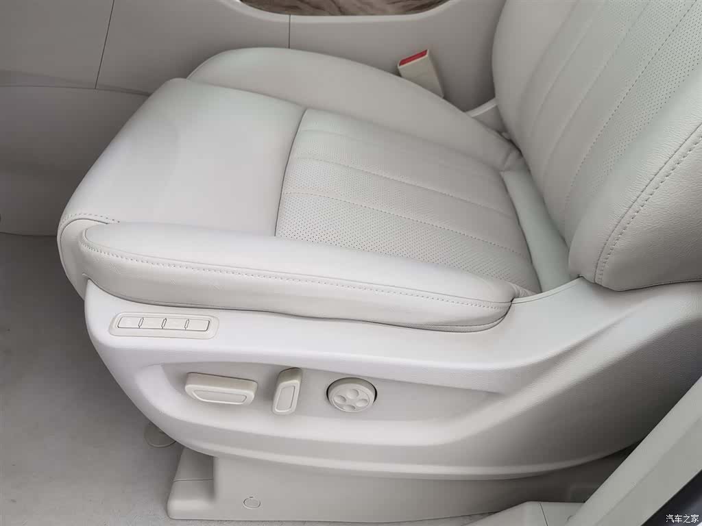 Trumpchi M8, 2018 20