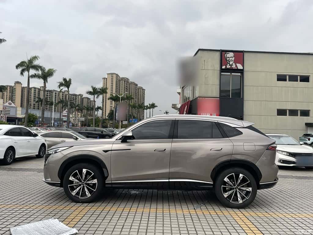 Roewe RX5, 2023 22