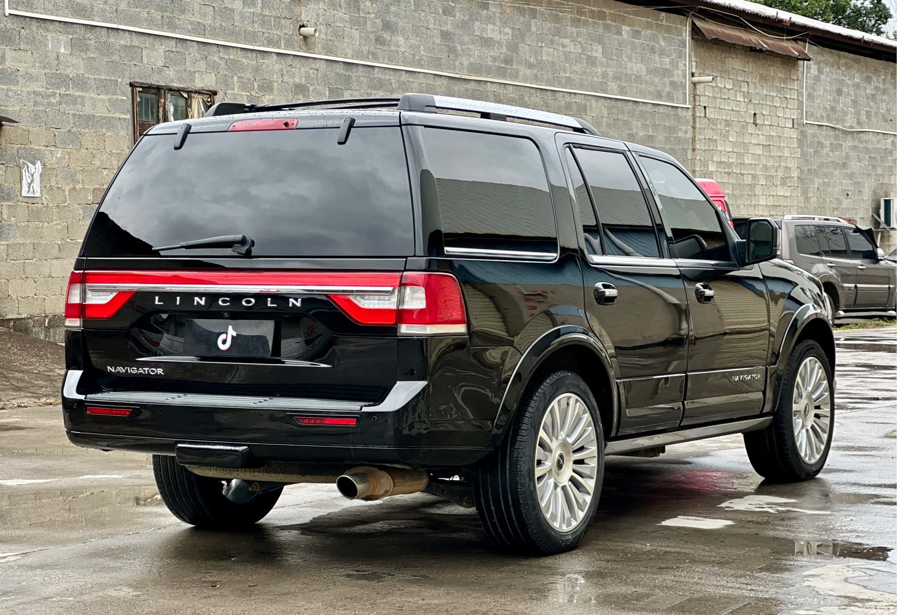 Lincoln Navigator, 2017 6
