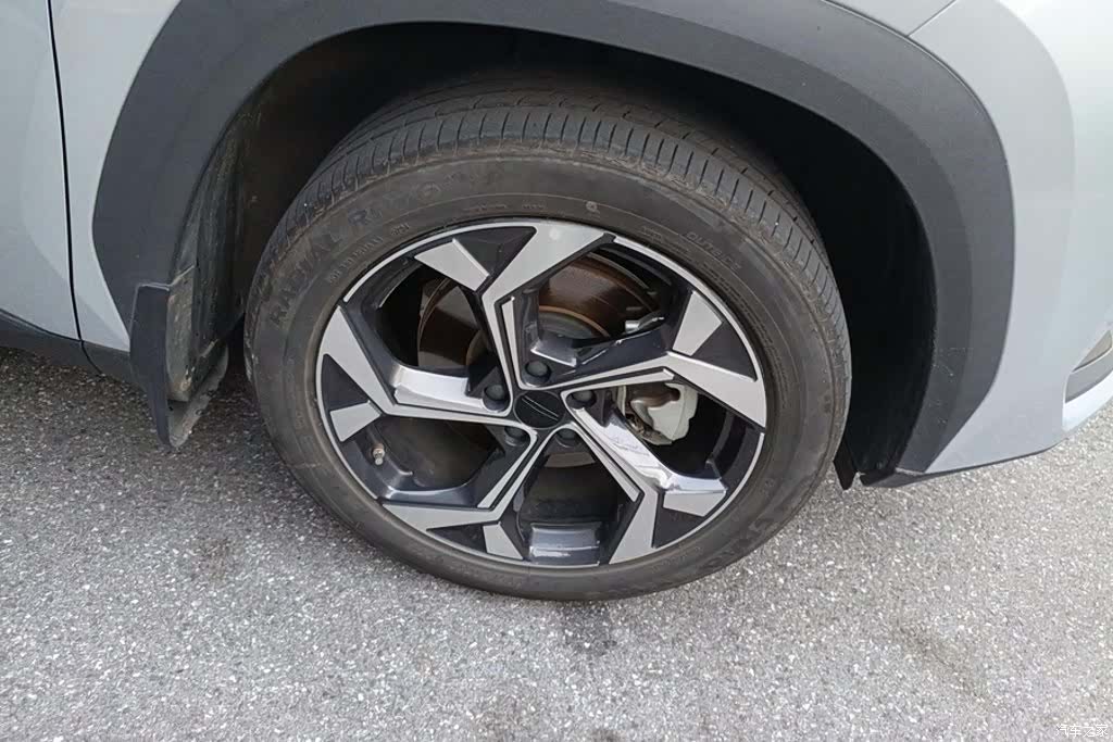 Geely Boyue, 2024 6