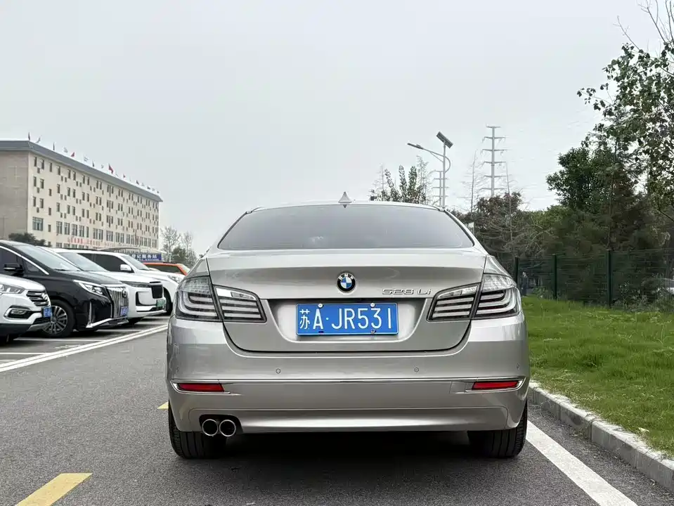 BMW 5 series BMW 5 series
