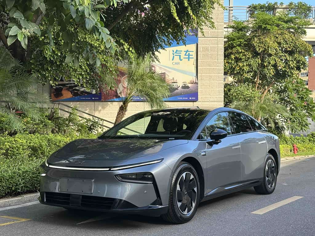 Xpeng P7