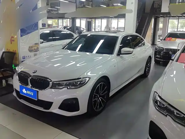 BMW 3 Series 2021 — купить из Китая под заказ