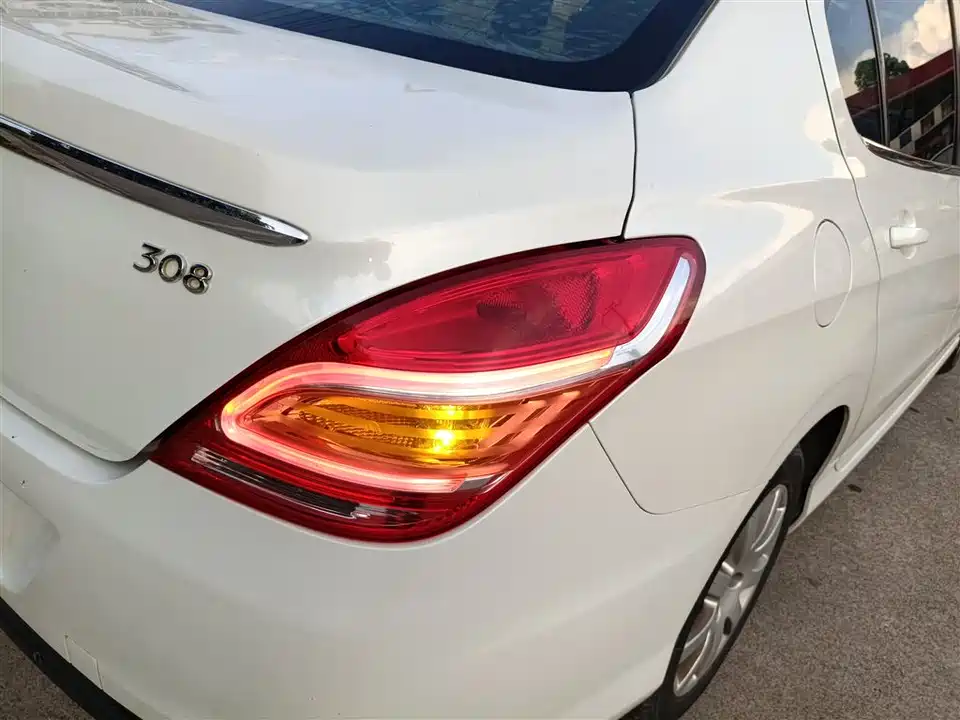 Peugeot 308