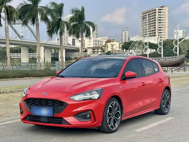 Ford Focus 2019 — купить из Китая под заказ