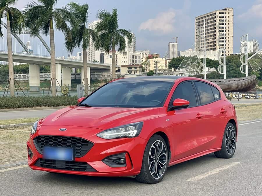 Ford Focus 2019, фото 1