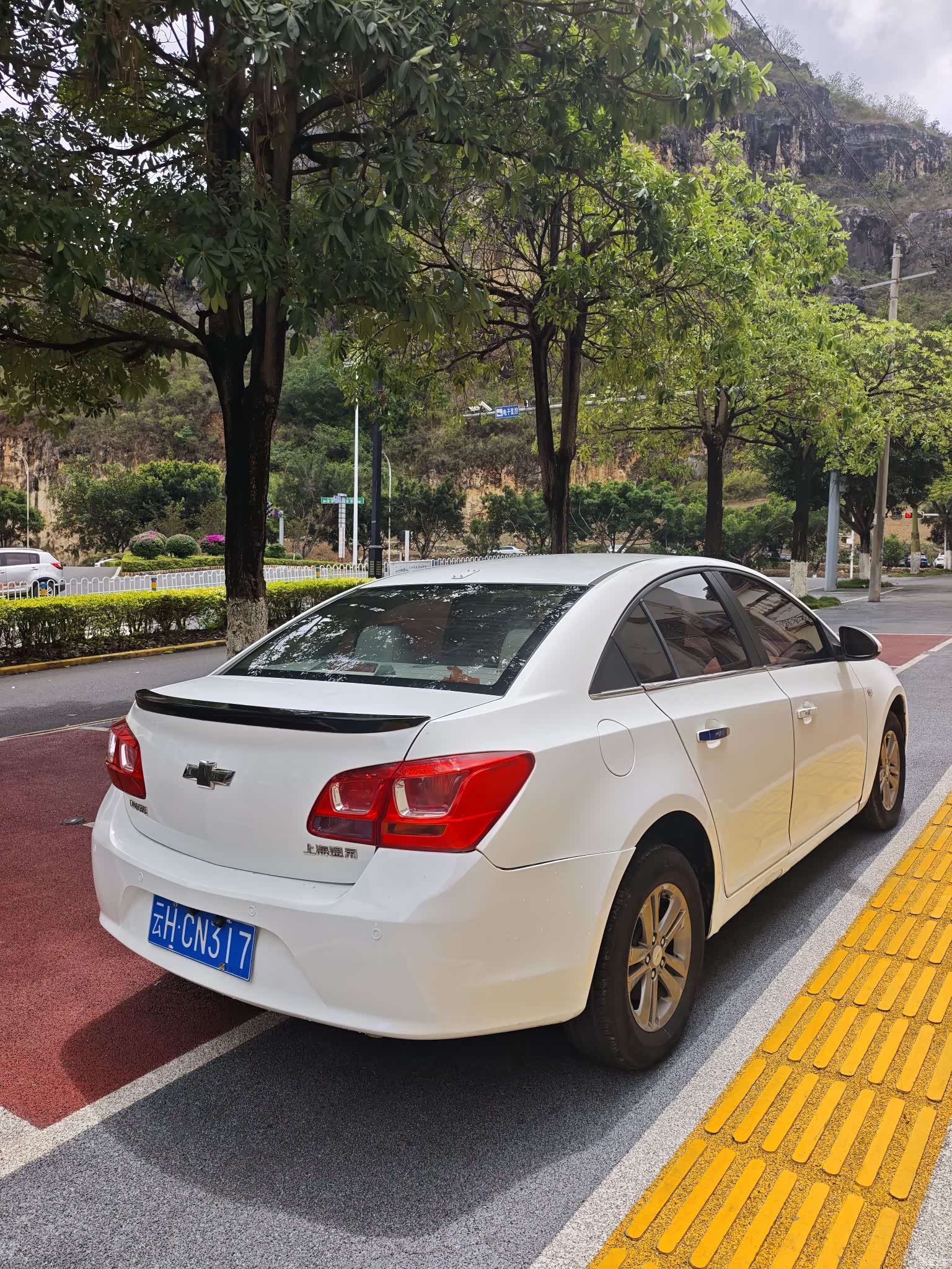 Chevrolet SL, 2015 4