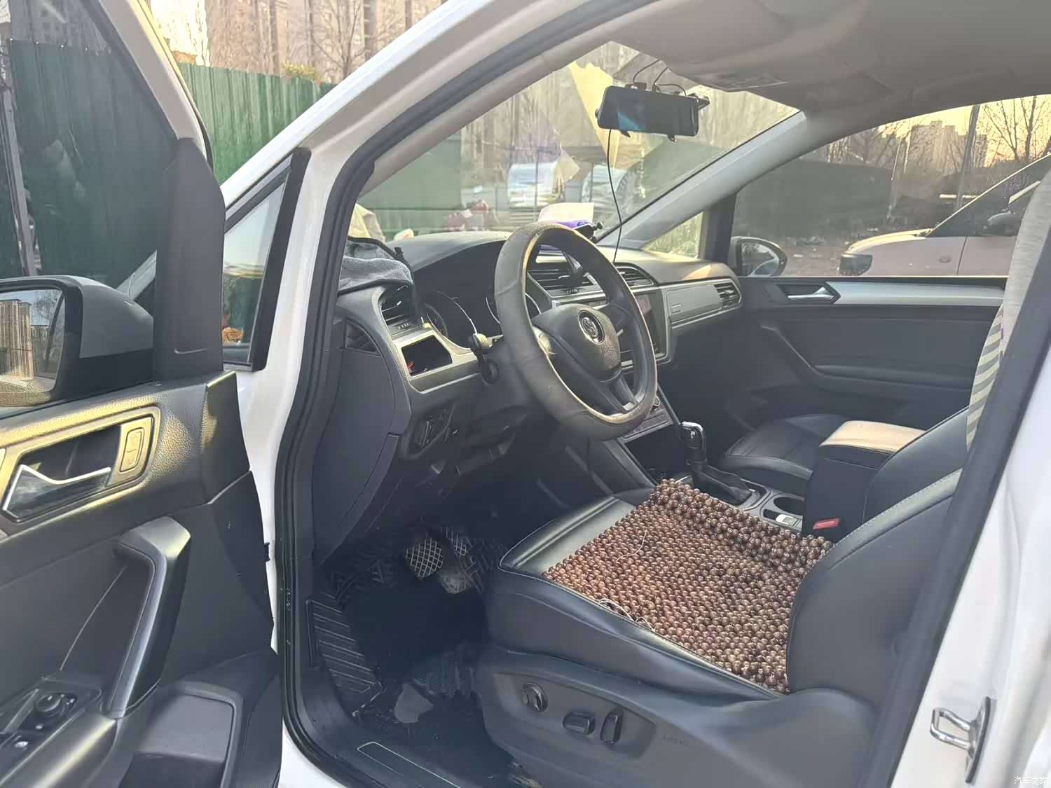 Volkswagen L, 2021 7