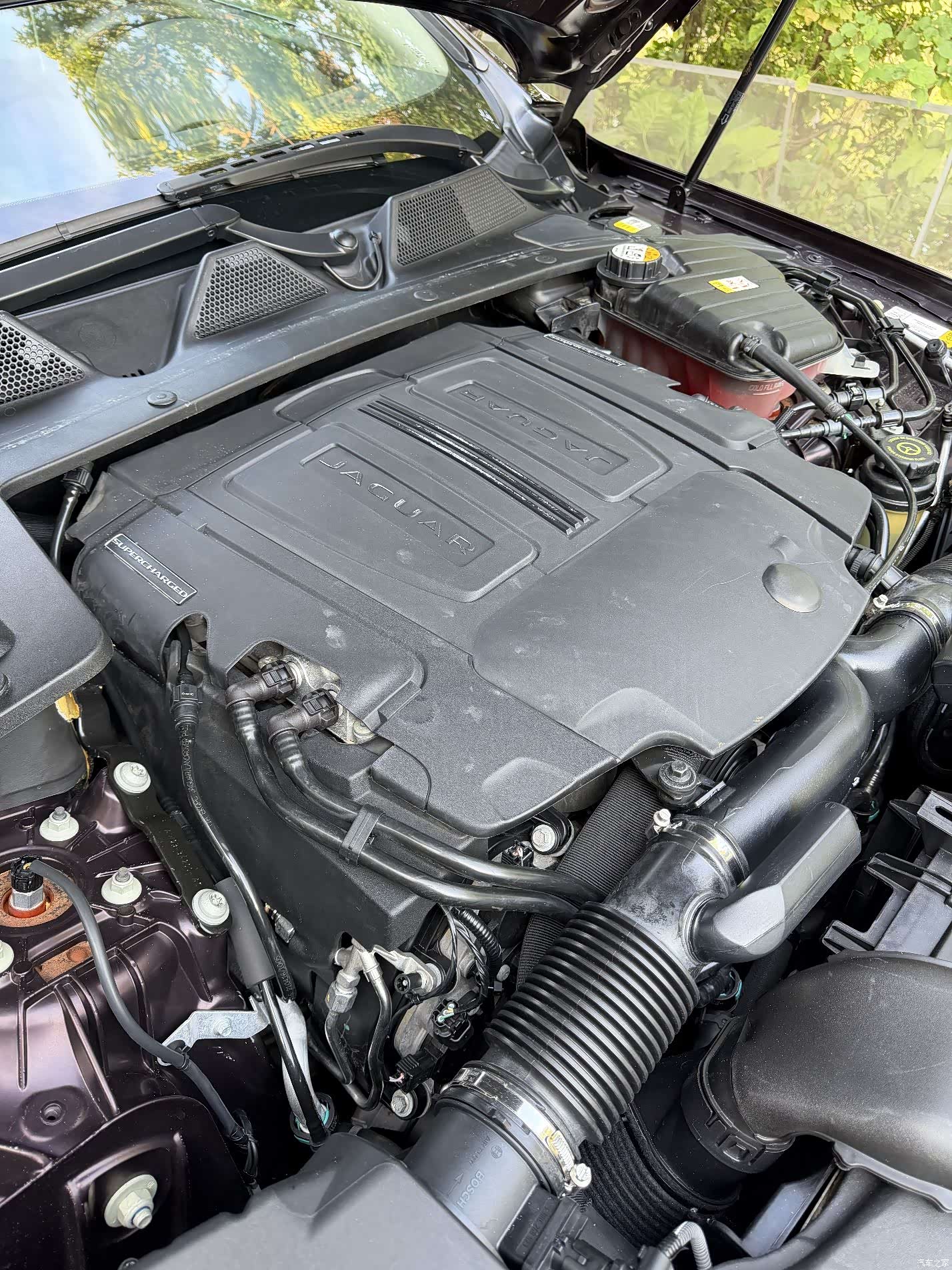 Jaguar XJ, 2017 10