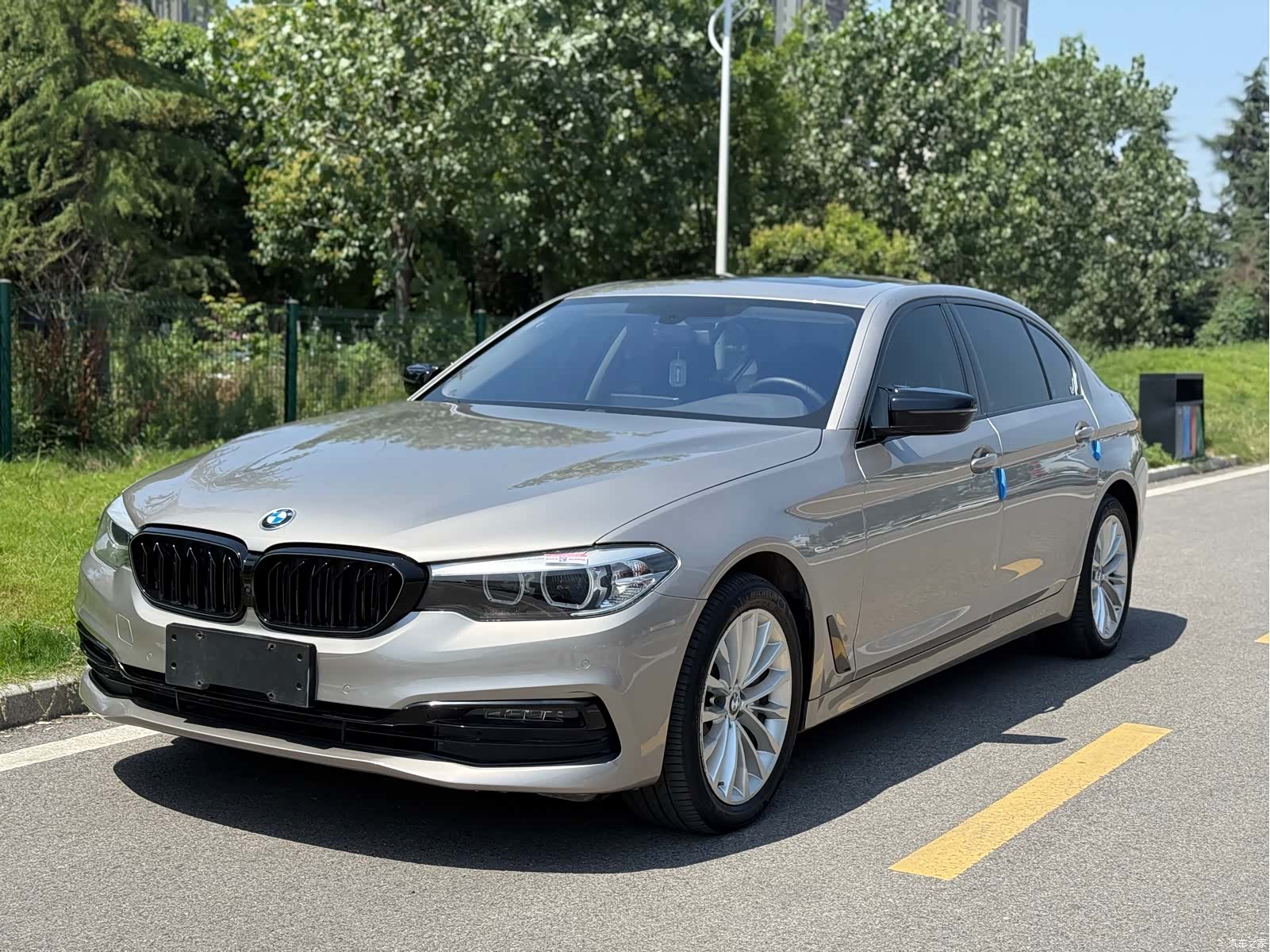 BMW 5 Series, 2019 1