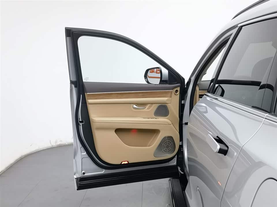 AITO Ask the world M7