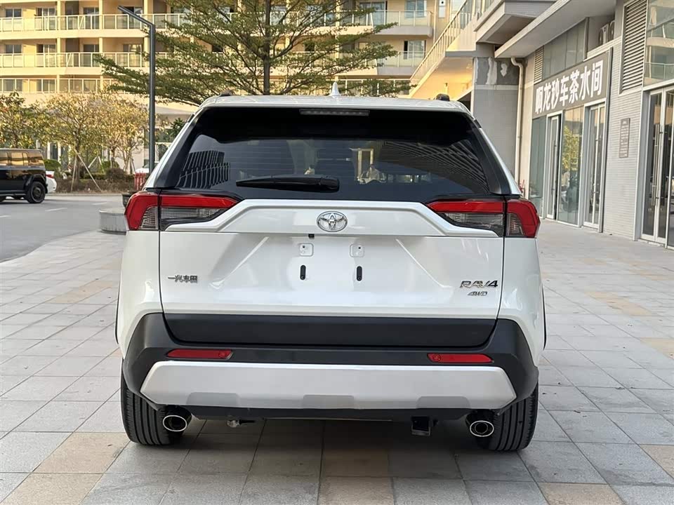 Toyota RAV4 Rongfang