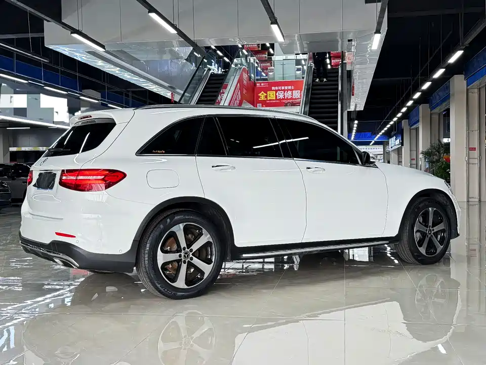 Mercedes-Benz GLC Mercedes-Benz GLC