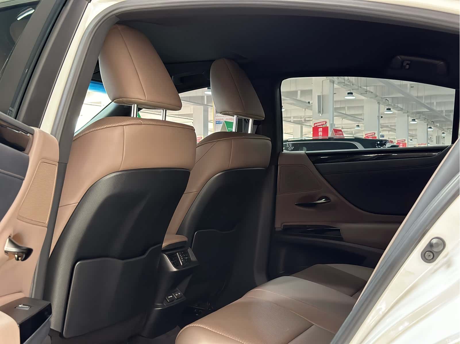 Lexus ES, 2021 8