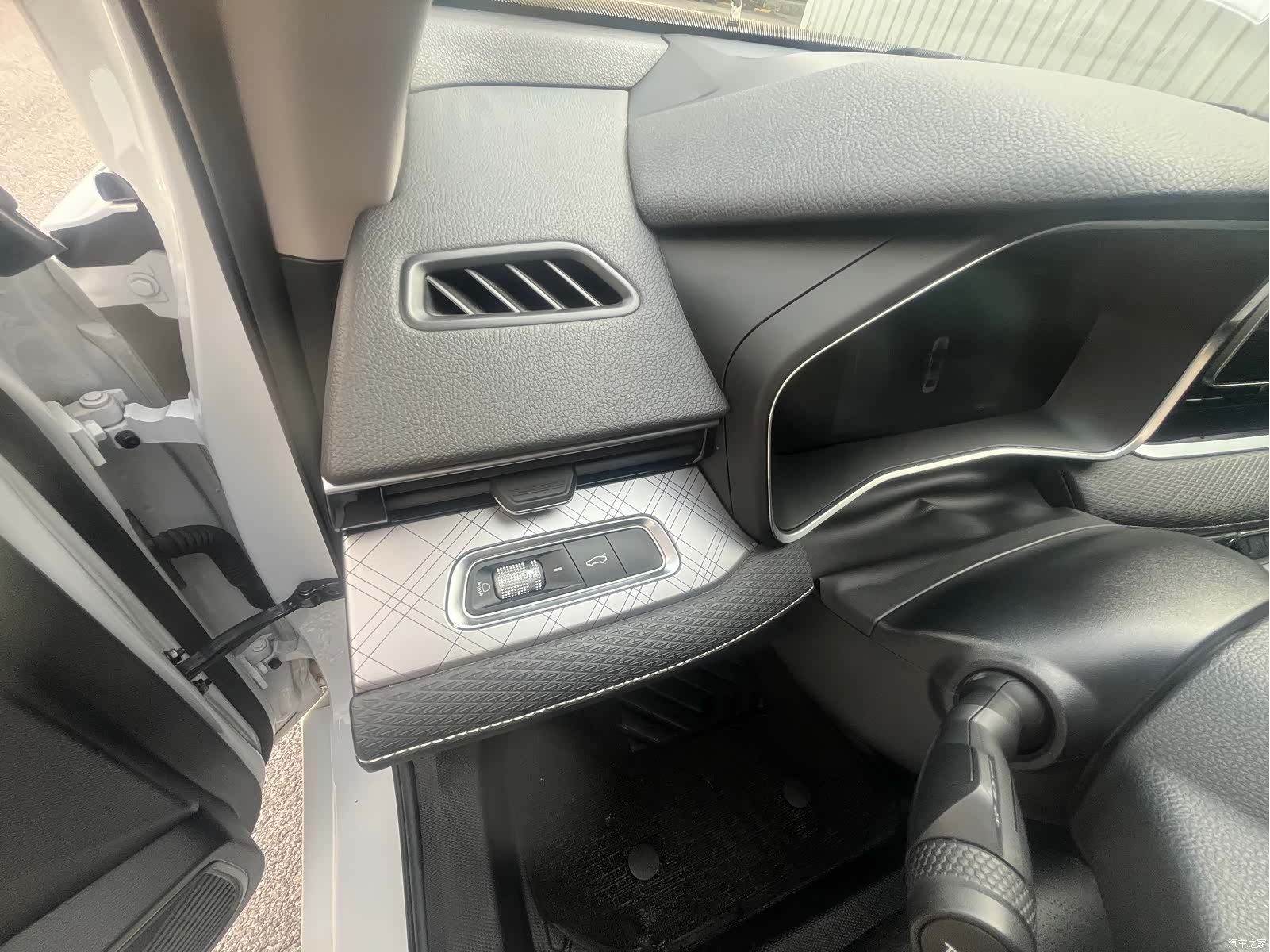 Geely Preface, 2021 7
