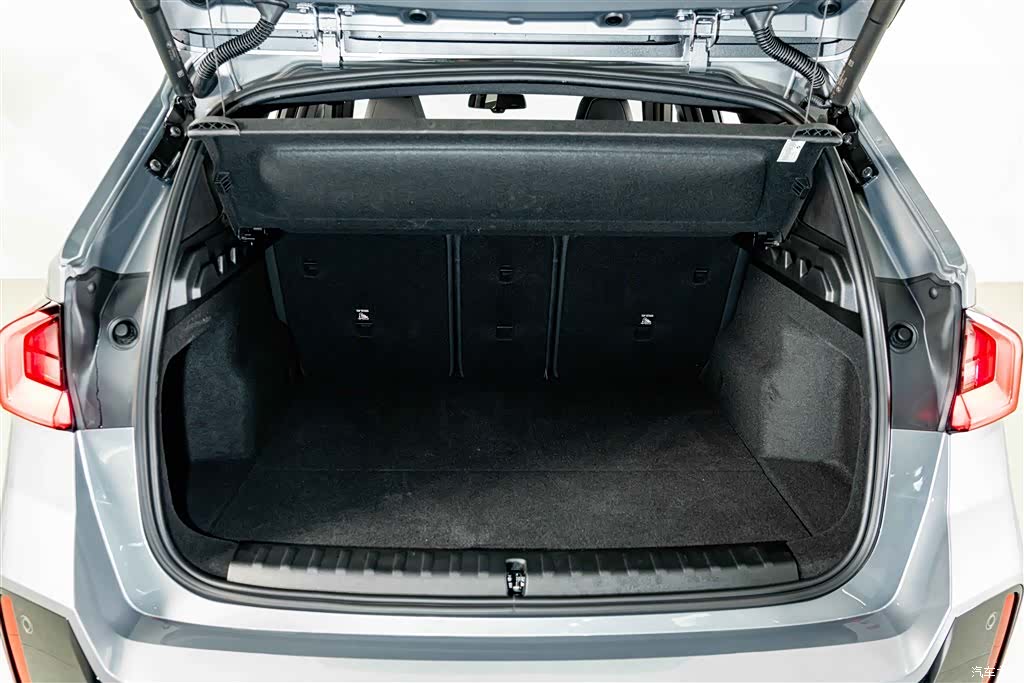 BMW X1, 2026 25