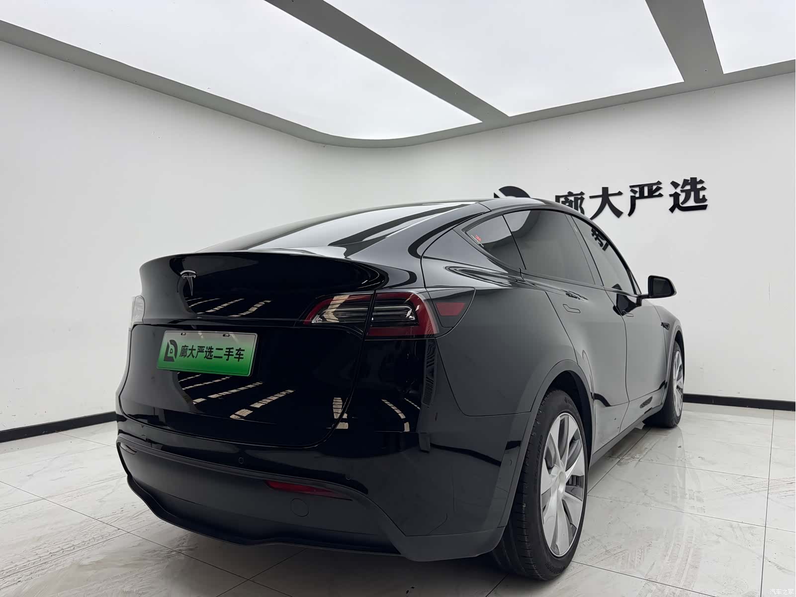 Tesla Model Y, 2022 6