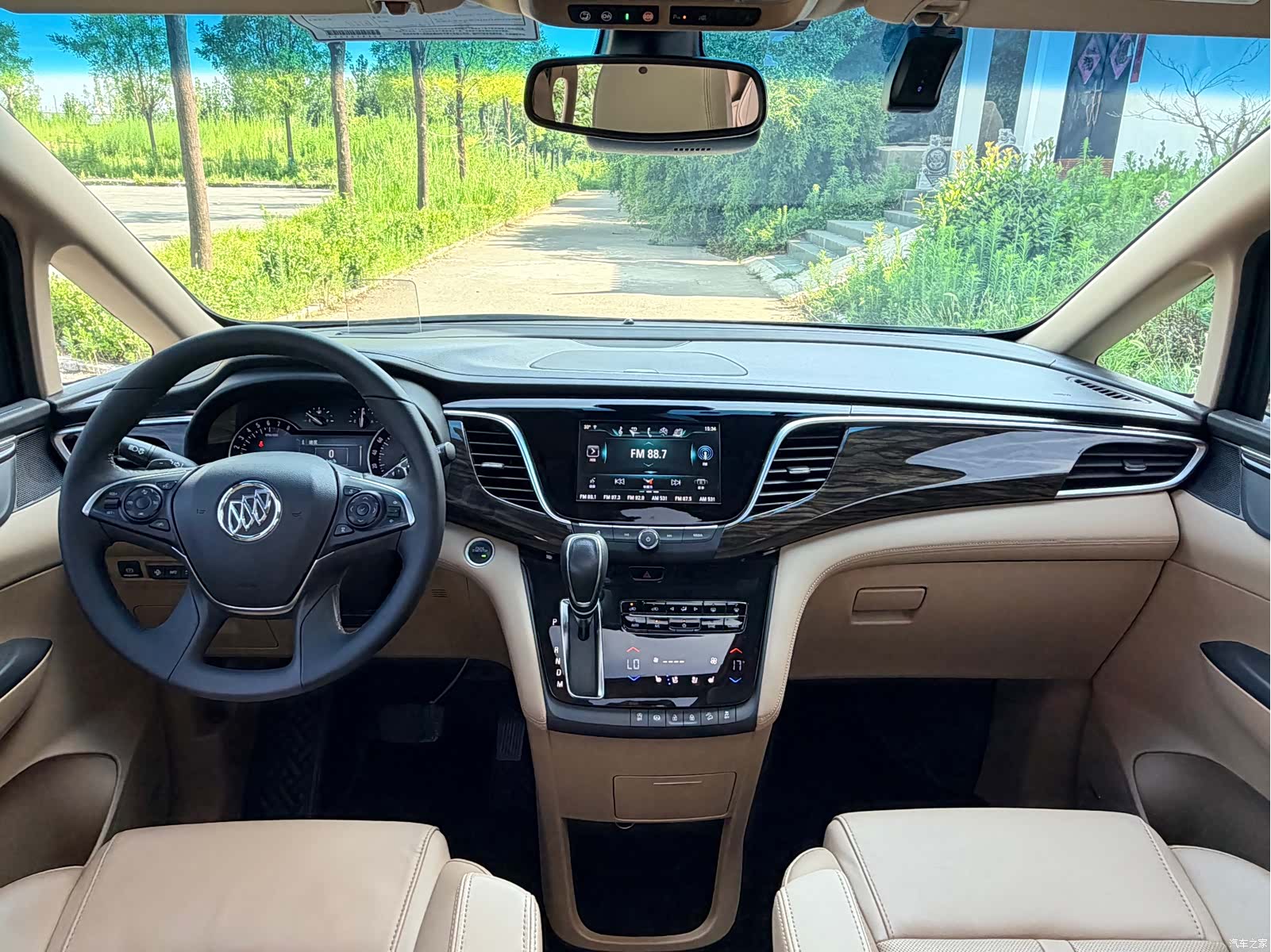 Buick GL8, 2019 11