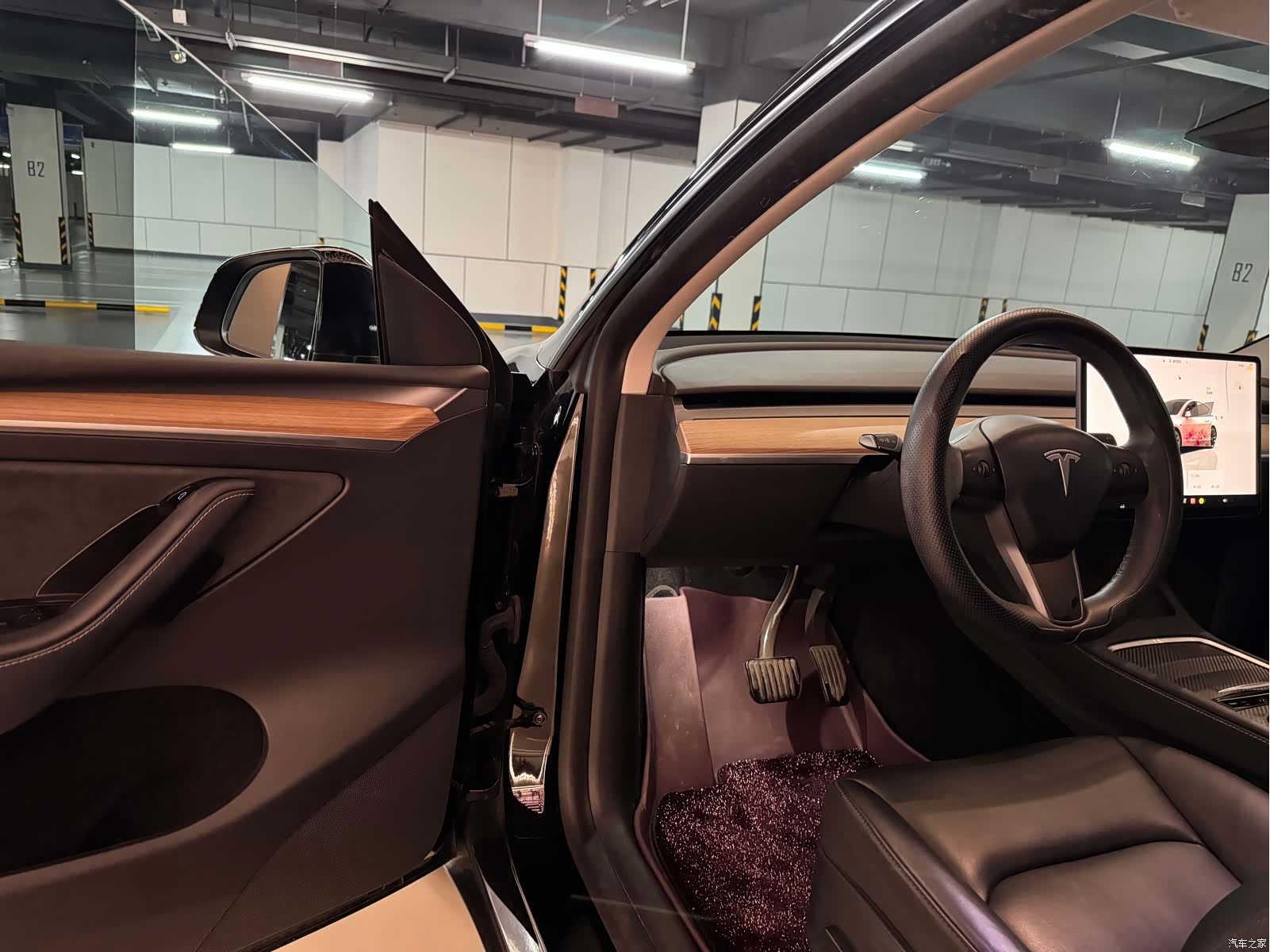 Tesla Model Y, 2022 7