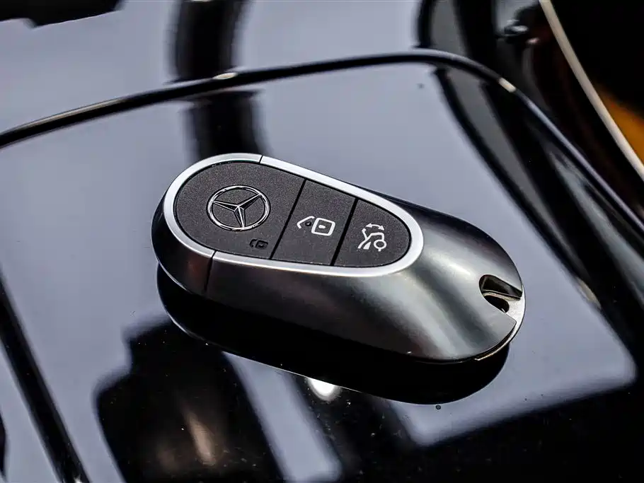 Mercedes-Benz GLC Mercedes-Benz GLC