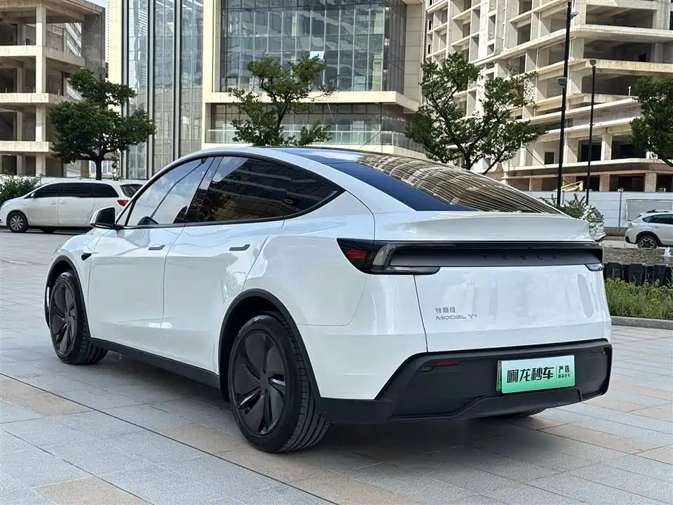 Tesla Model Y Tesla Model Y