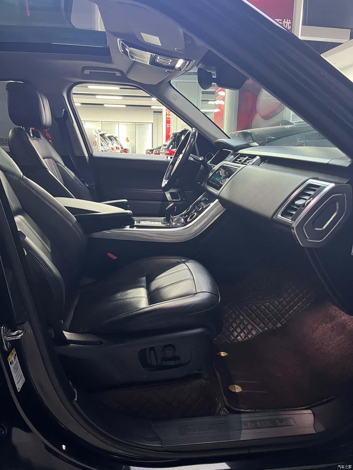Land Rover Range Rover, 2019 12