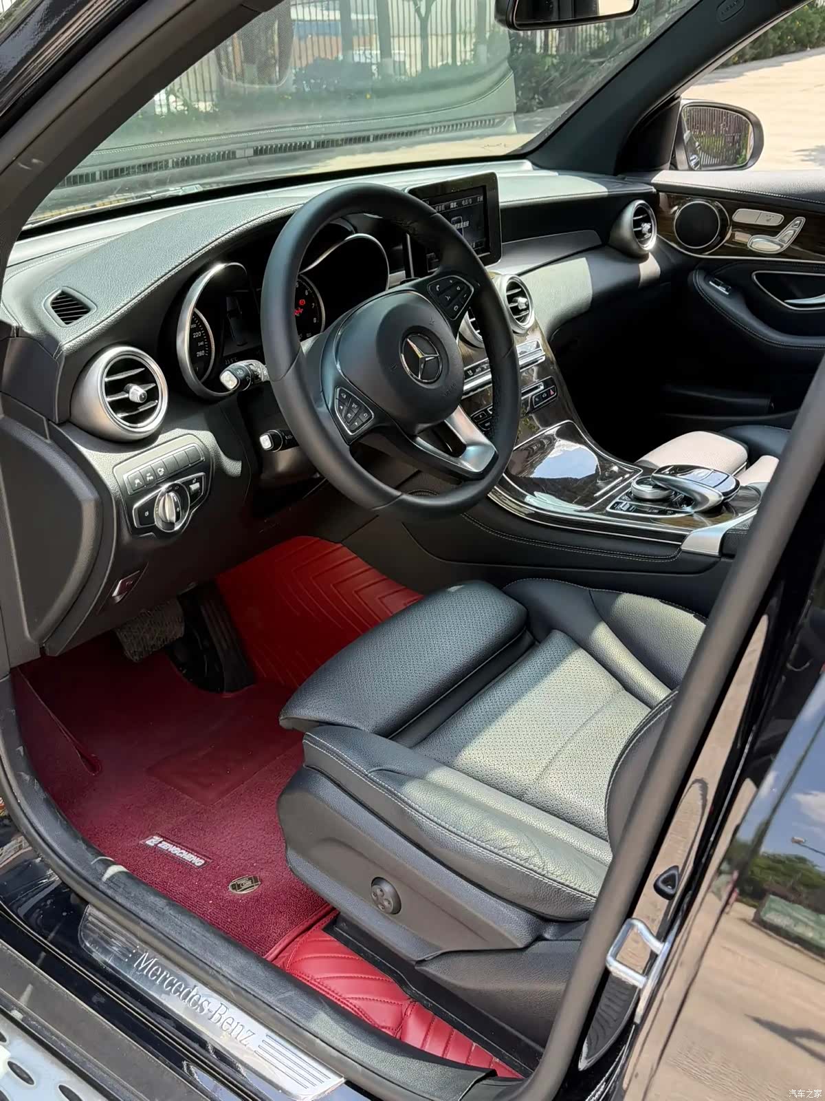 Mercedes-Benz GLC, 2018 10