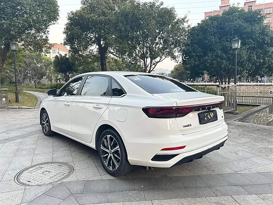 Geely Emgrand