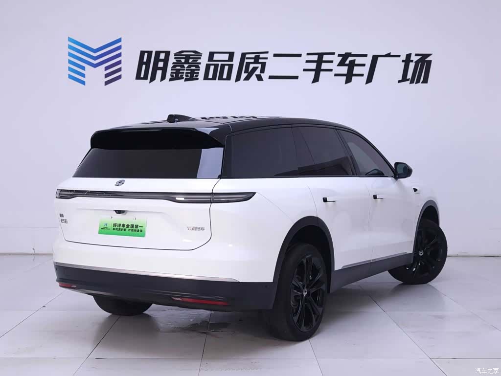 NIO ES8, 2023 7