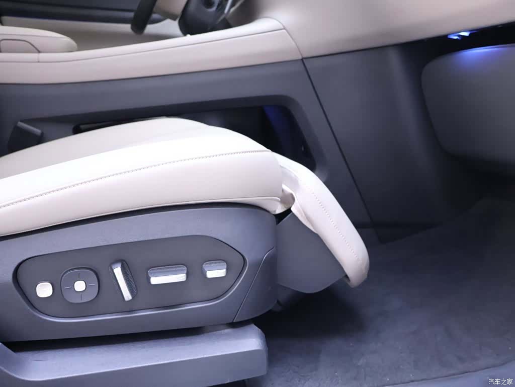 NIO ES8, 2023 27