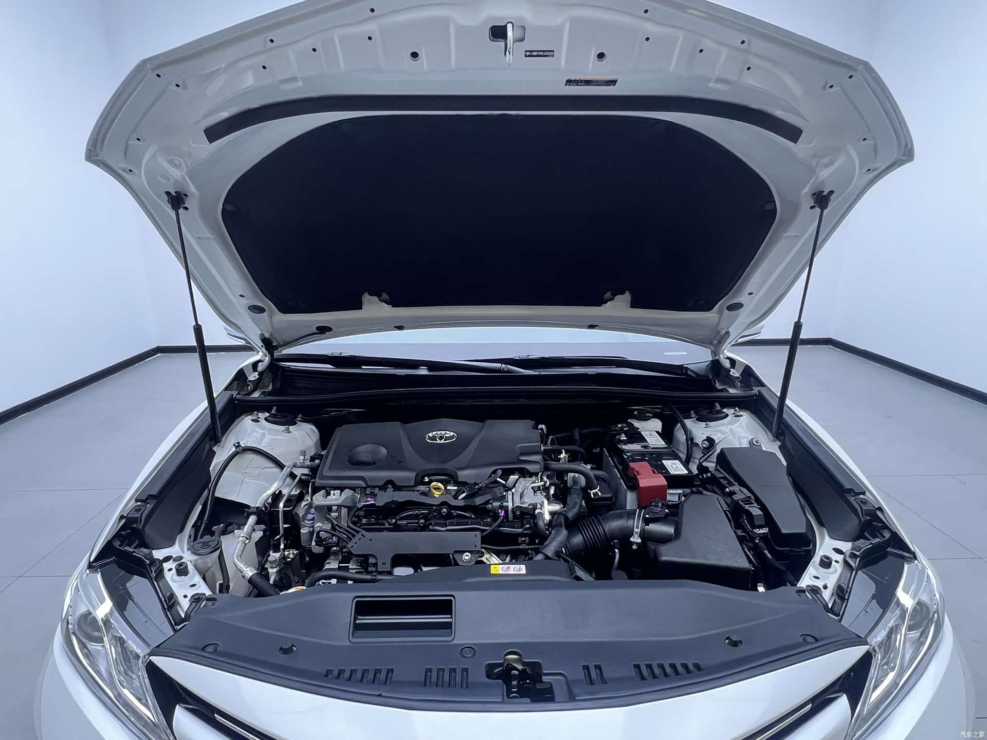 Toyota Camry, 2021 11