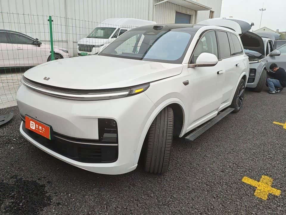 Li Auto L9