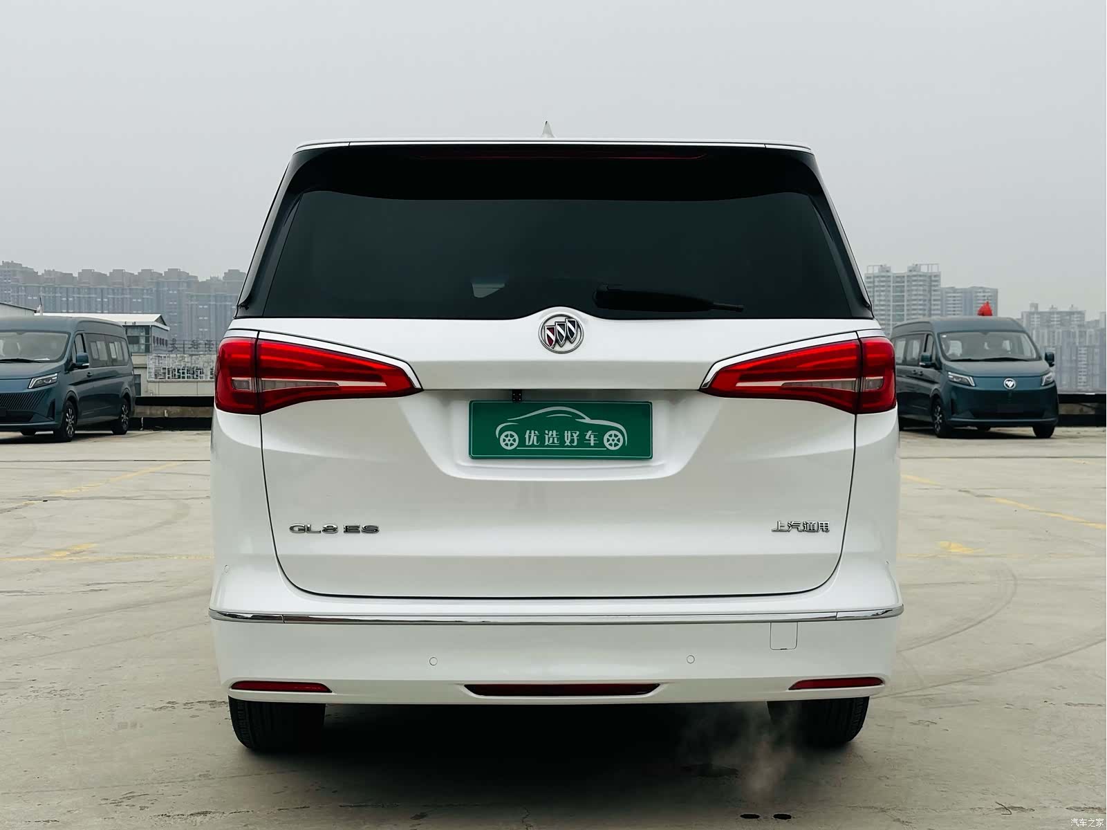 Buick GL8, 2017 8