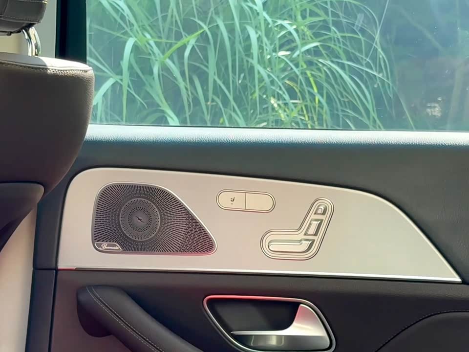Mercedes-Benz GLE Mercedes-Benz GLE