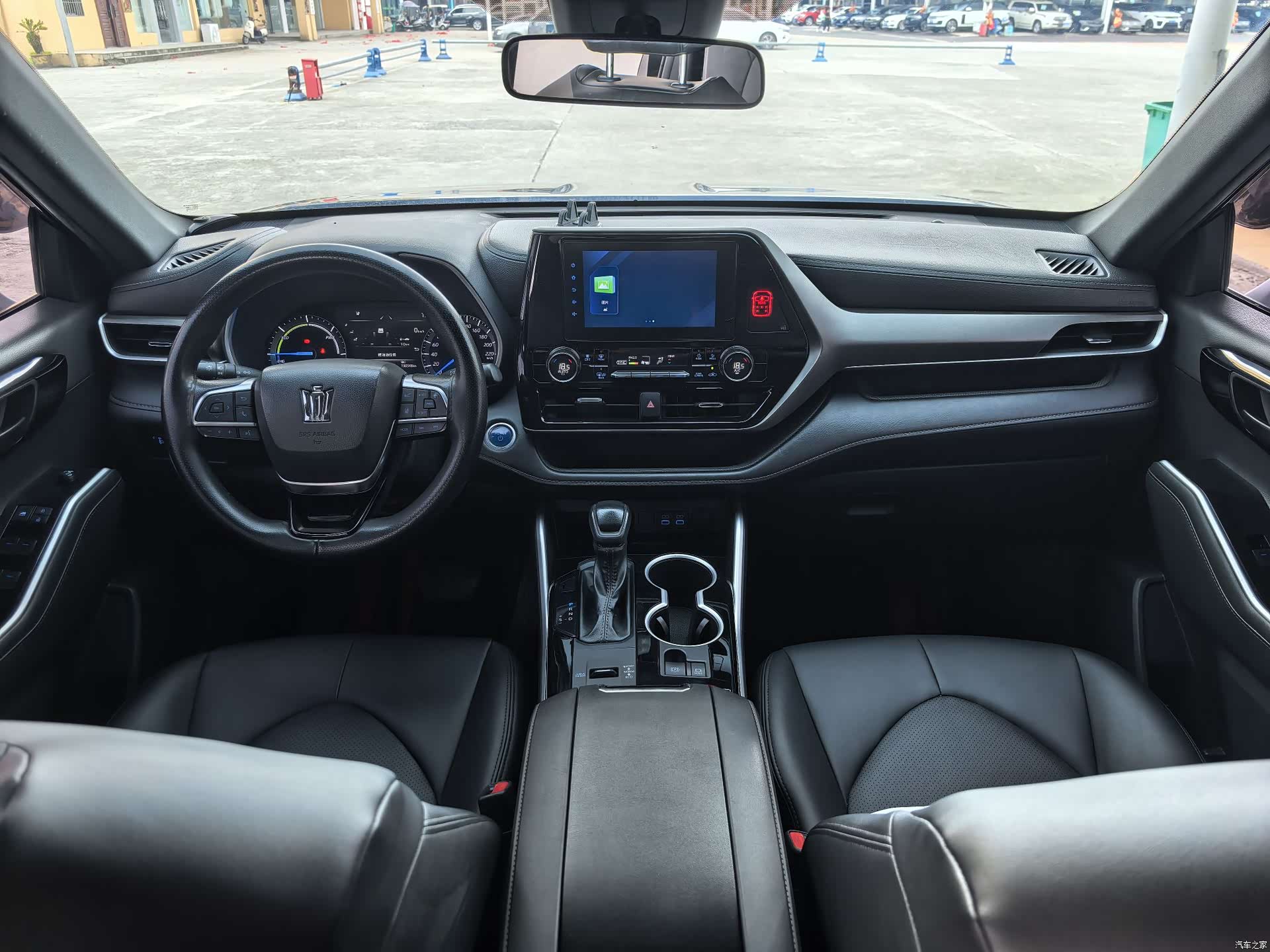 Toyota Crown, 2022 9