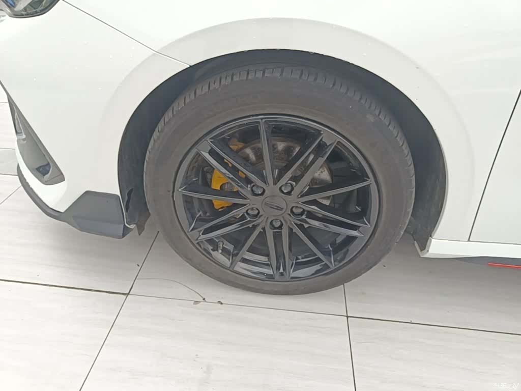 Geely Binray, 2023 23