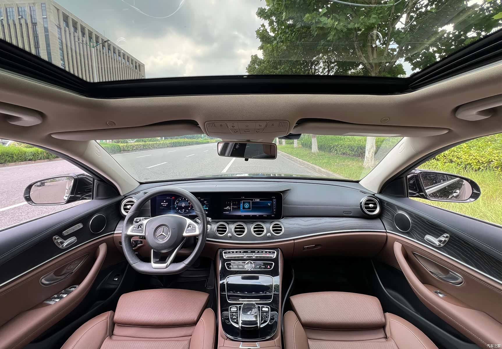 Mercedes-Benz E-Class, 2017 11