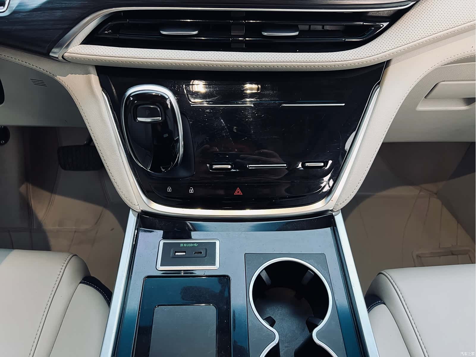 Buick GL8, 2020 11