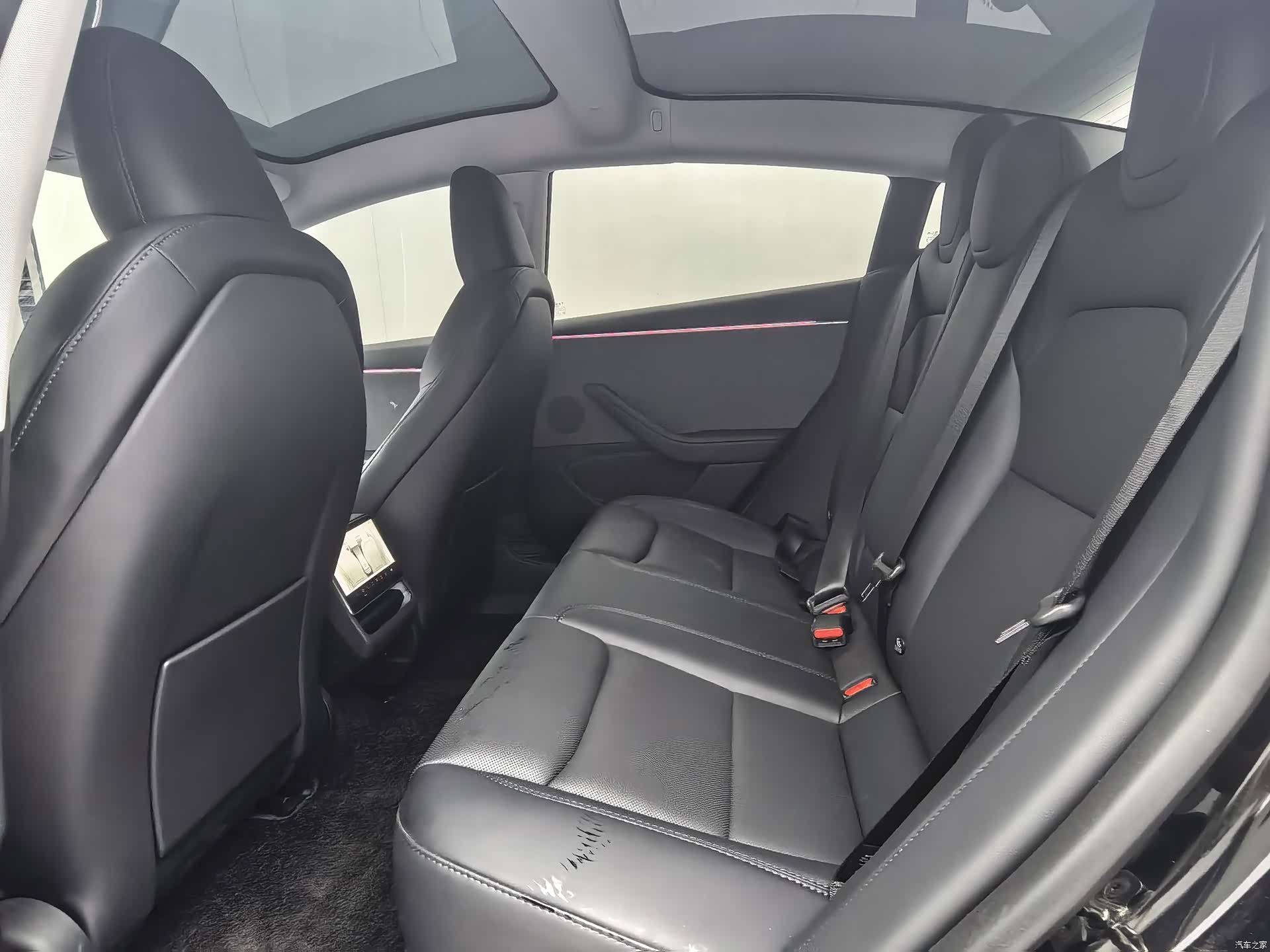Tesla Model 3, 2023 6