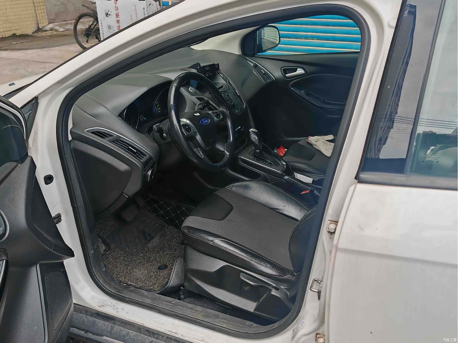 Ford Focus, 2014 6