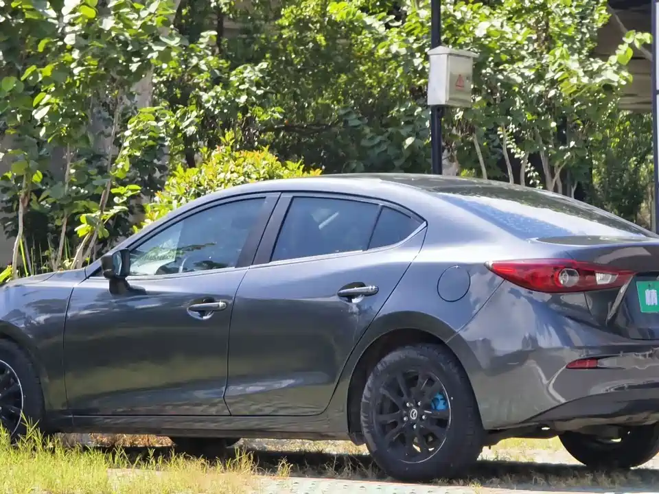 Mazda 3 Angkesaila