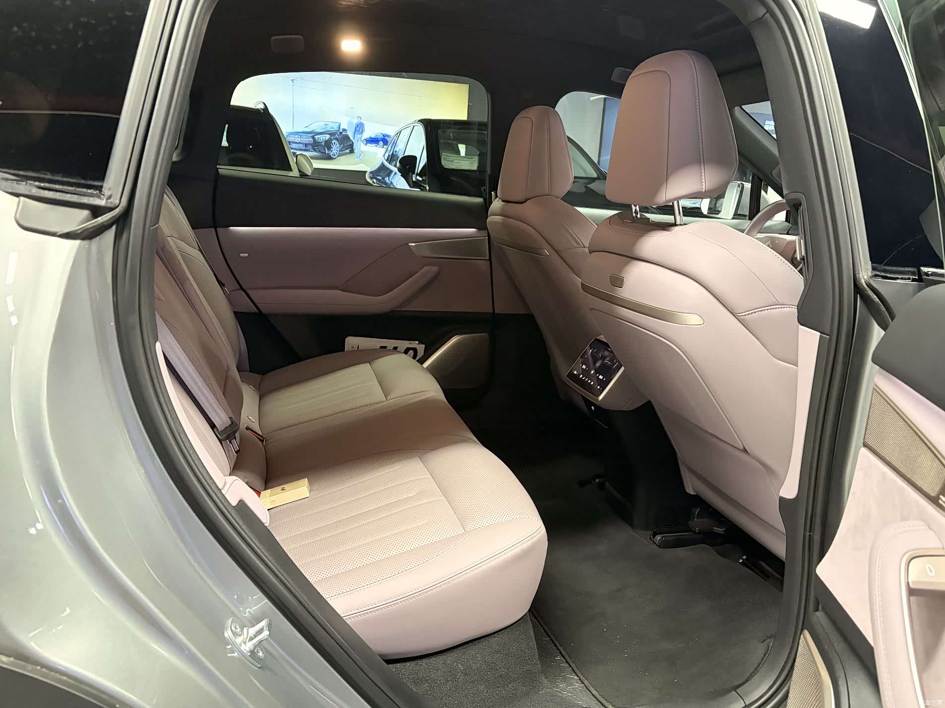 NIO L60, 2025 15